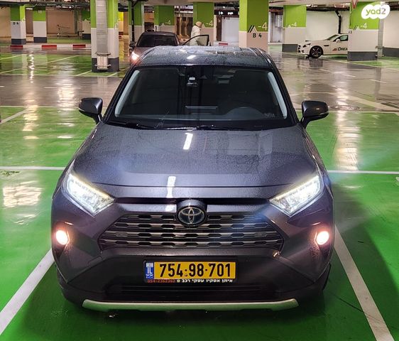 מודעת רכב טויוטה RAV4