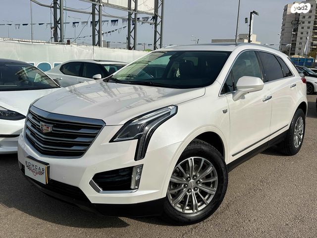 קאדילק XT5