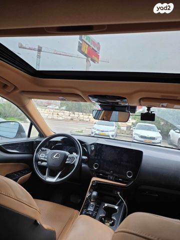 מודעת רכב לקסוס NX