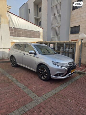 מיצובישי אאוטלנדר