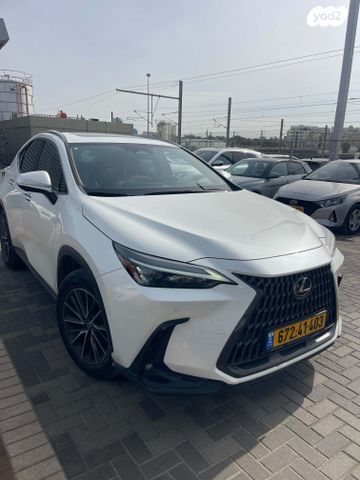 לקסוס NX