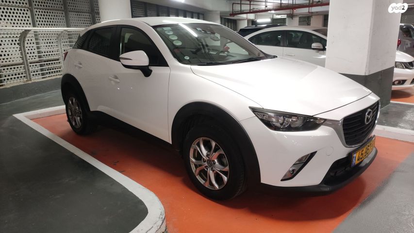 מודעת רכב מאזדה CX-3