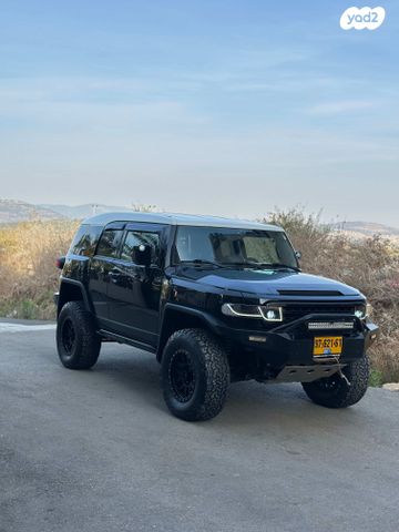 מודעת רכב טויוטה FJ קרוזר