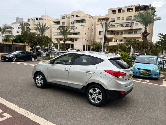 יונדאי ix35