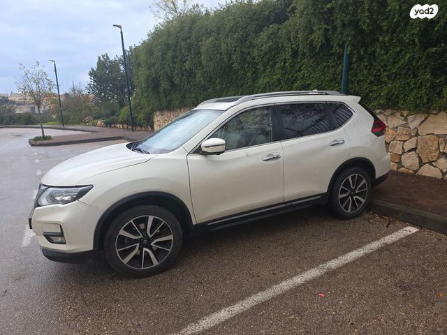 ניסאן אקס טרייל