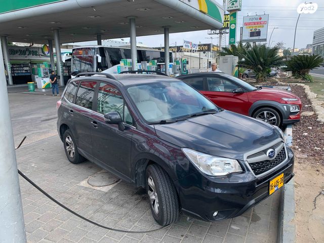 סובארו פורסטר