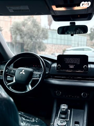 מיצובישי אאוטלנדר