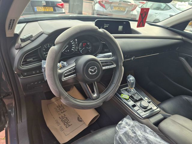 מאזדה CX-30