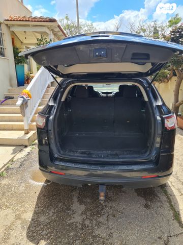 שברולט טראוורס