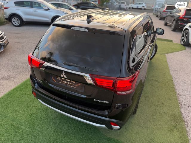 מיצובישי אאוטלנדר