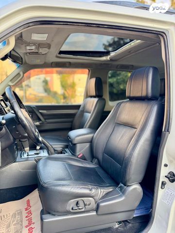 מיצובישי פג'רו