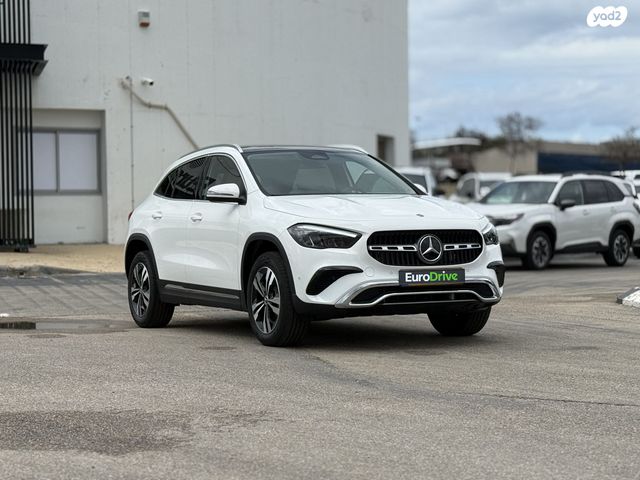 מודעת רכב מרצדס-בנץ GLA