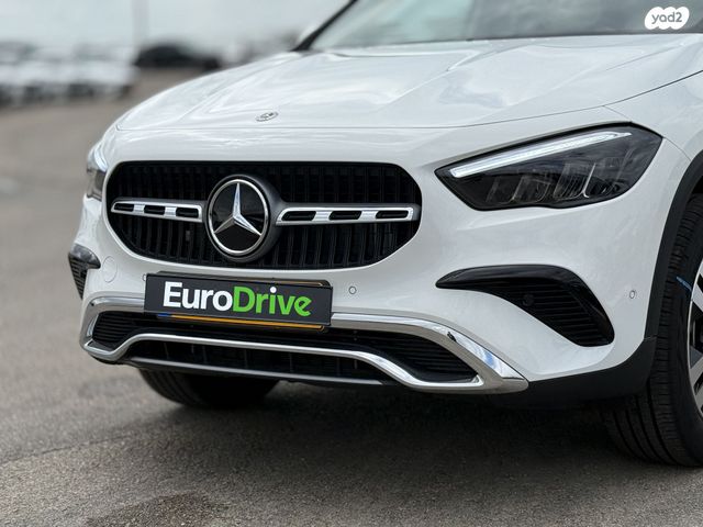 מרצדס-בנץ GLA