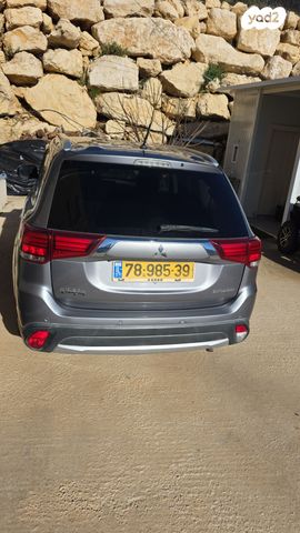 מיצובישי אאוטלנדר