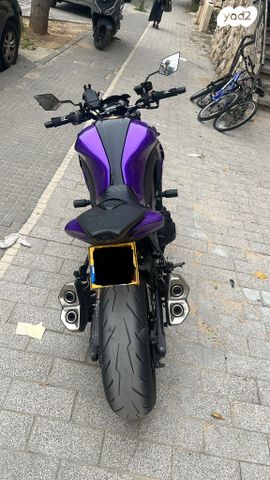 קאוואסאקי Z1000