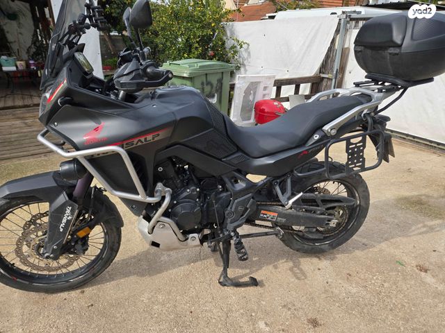 הונדה Transalp 750