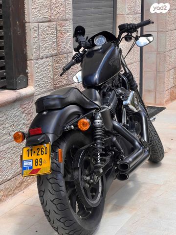 הרלי דיווידסון איירון 883