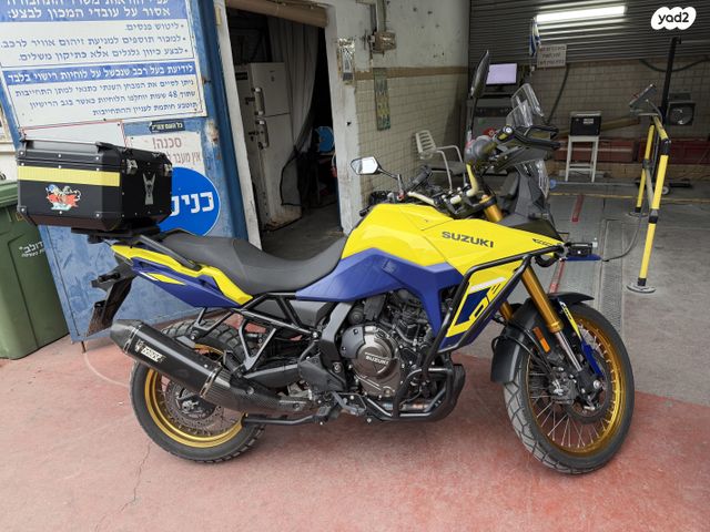 סוזוקי V-STROM DL800 DE