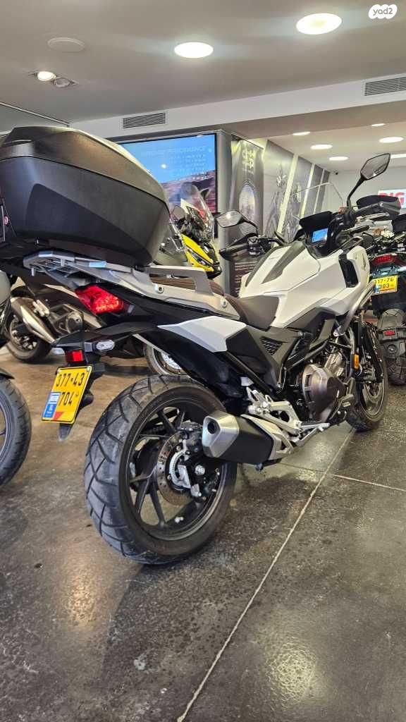הונדה NC750X DCT