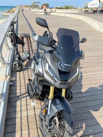 הונדה X-ADV750