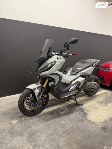 הונדה X-ADV750