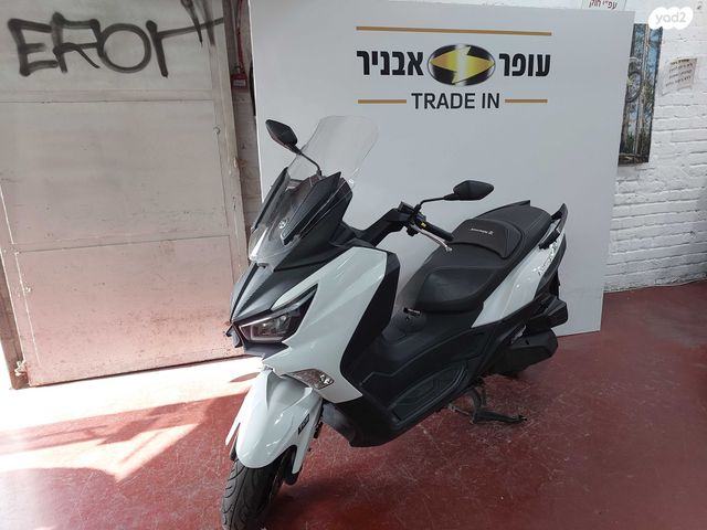 מודעת רכב סאן יאנג ג'וי-מקס Z-250
