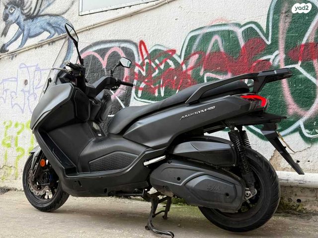 סאן יאנג מקסים 400i