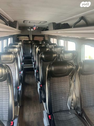 מיניבוסים ורכבי הסעות