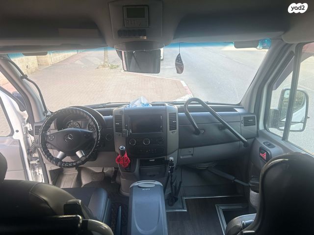 מיניבוסים ורכבי הסעות