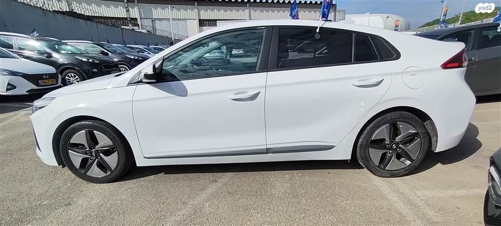 מודעת רכב יונדאי איוניק