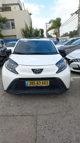 מודעת רכב טויוטה אייגו X