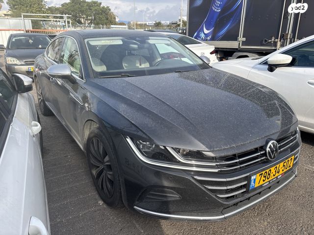 מודעת רכב פולקסווגן ארטאון