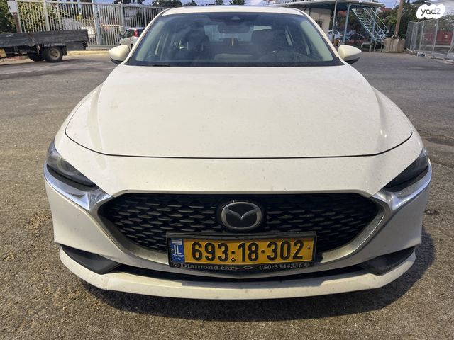 מודעת רכב מאזדה 3