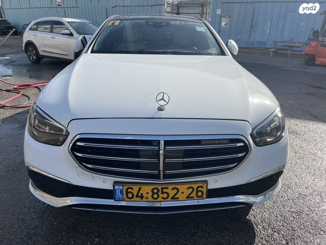 מודעת רכב מרצדס-בנץ E-class