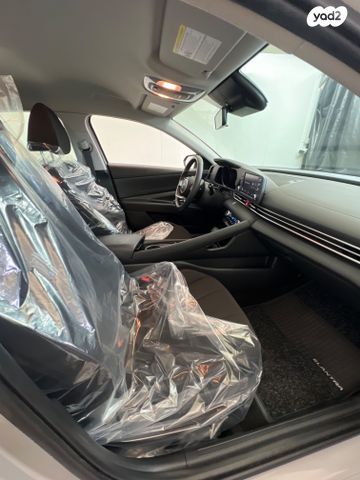 יונדאי אלנטרה