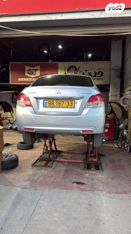 מודעת רכב מיצובישי אטראז'