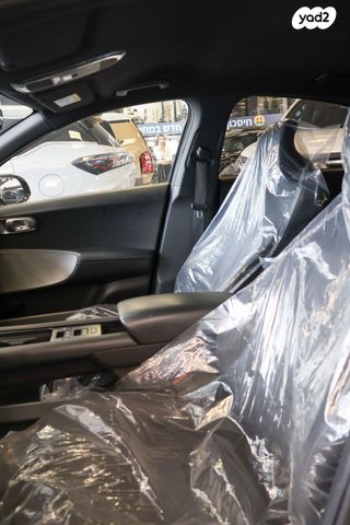 יונדאי איוניק 6