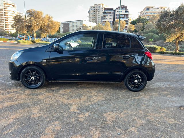 מיצובישי ספייס סטאר