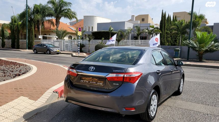 טויוטה קורולה