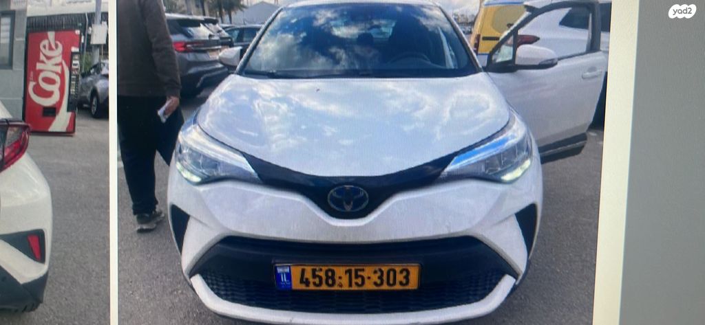 מודעת רכב טויוטה C-HR