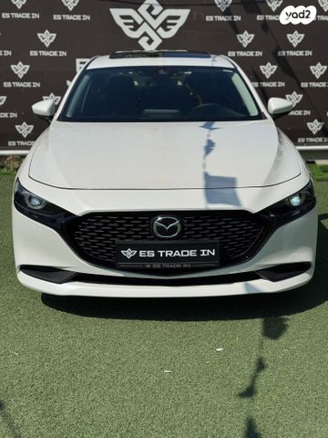 מודעת רכב מאזדה 3