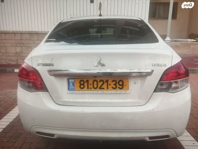 מודעת רכב מיצובישי אטראז'