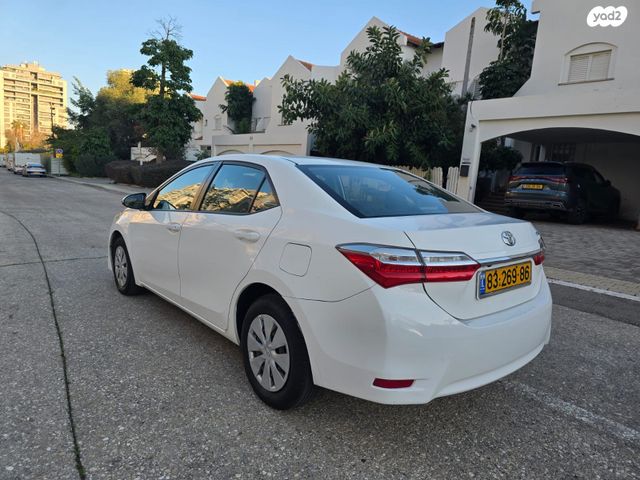 טויוטה קורולה