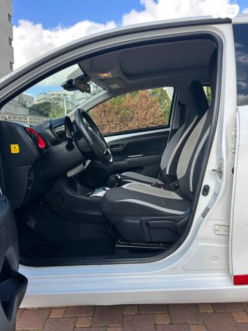 טויוטה אייגו