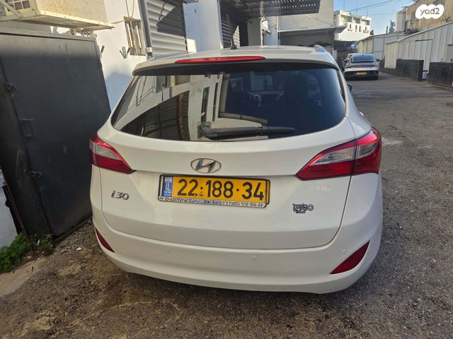 יונדאי i30