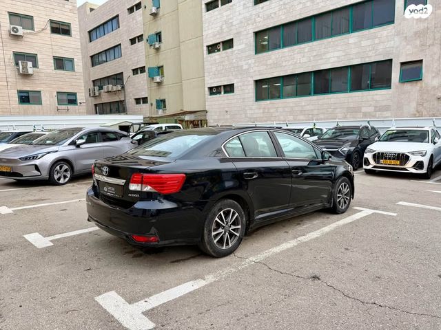 טויוטה אוונסיס