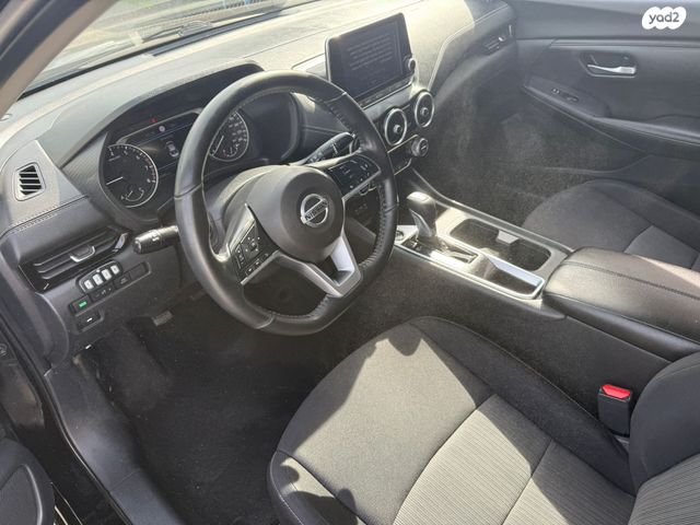 ניסאן סנטרה