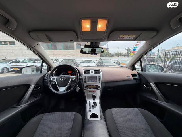 טויוטה אוונסיס