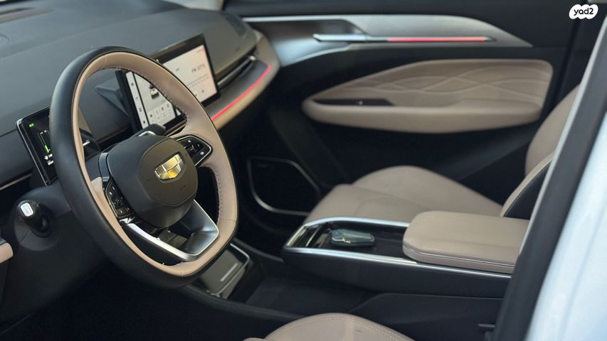 מודעת רכב ג׳ילי Geometry C