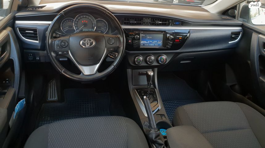 טויוטה קורולה